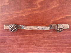 HH-1520 Small Handle with Knobs